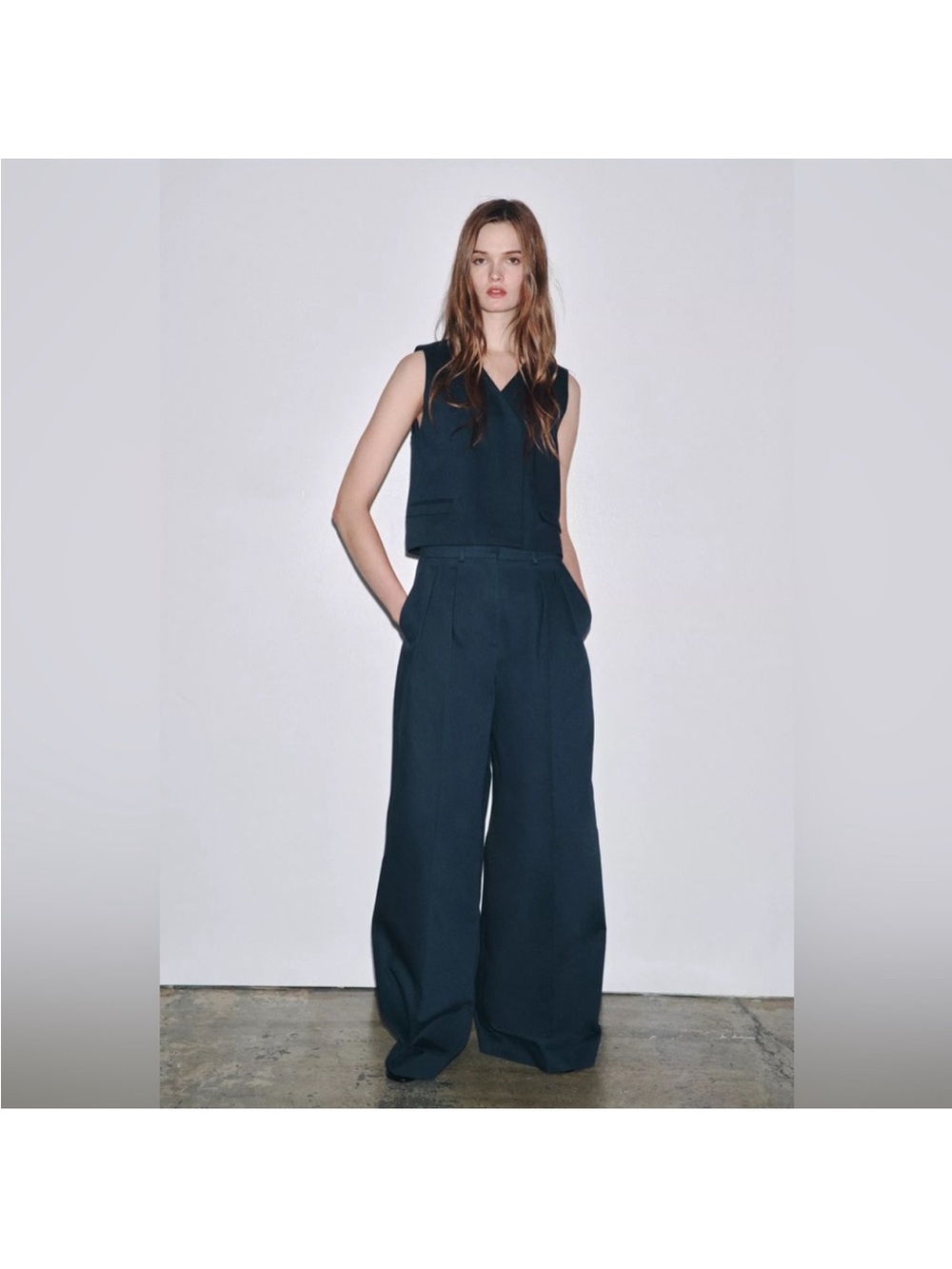 Zara NWOT ZW Collection Pleated Navy Pants
